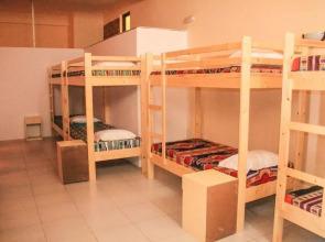 Hotel Ah Maio - Bed in Mixed Dormitory Room 1