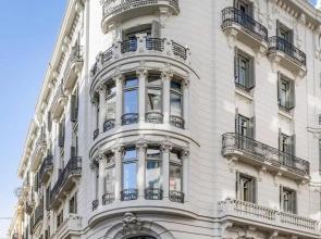 Palacio Santa Clara, Autograph Collection