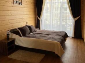 COPY Valley Sunny, Family Alley Building, 3 chalet