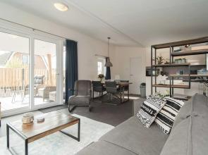 Chalet in Noordwijk Near North Sea Beach