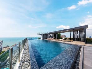The Base central Pattaya by WCC