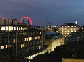 Piccadilly Circus - London Regent Apartments