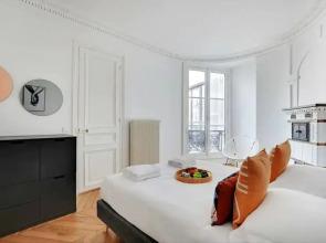 Sublime Apartment Center of Paris Le Marais 3 Bdrs