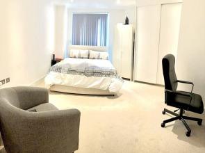 Remarkable 2-bed Apartment in London Amazing Views