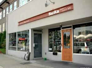 Chic 2BR Suite Vancouver West Downtown