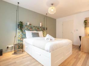 Wazemmes - Functional studio with parking space!