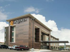 La Quinta Inn & Suites by Wyndham Kingman