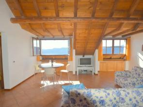 Peaceful Cottage in Cargiogo With Private Terrace