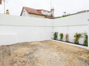 Lisbon Beach Estoril Rooms