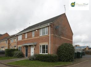 3 Bedroom house near Coventry City Centre with Wi-fi, driveway & garden - 16RWC