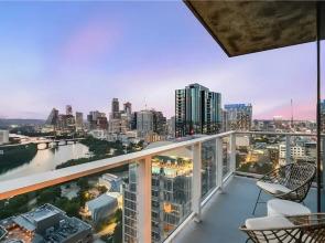 The Emma Penthouse: Modern 2BR Condo, Steps From Rainey St. & Lady Bird Lake