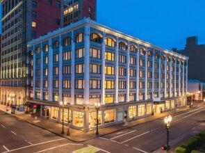 The Hi-Lo, Autograph Collection