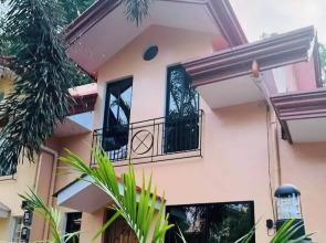 3 Bedrooms 2 Storey House!