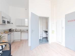 Nice Studio Close to the Great Monuments