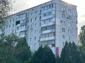 Apartments on Stroiteley Avenue 13