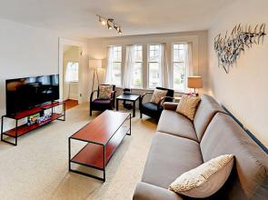 1302 N 49th St Apartment Upper Unit