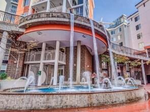 Fountain Court Cascade Retreat - Two Bedroom Apartment