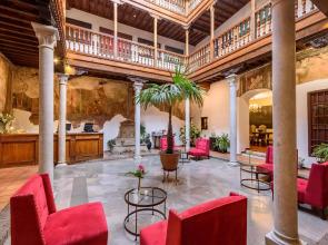 Palacio de Santa Inés hotel