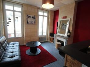 Bel Appartement Rénové Avec Parking