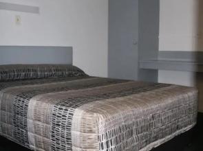 Grand Bundaberg Hostel