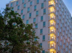 Courtyard by Marriott Portland City Center