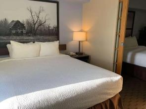 Super 8 Swan River MB