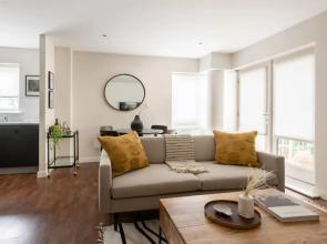 The Bow Mews - Modern & Bright 2BDR Apartment with Patio