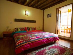 Shangri-La Namcha Bhawa Inn