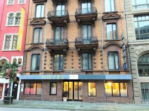 FrankAir Star Hotel Frankfurt City