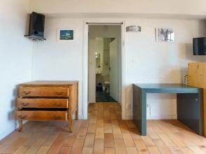 LE DAVID : *Jolie T2* Terrasse, parking et piscine.