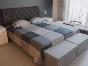 Modern Apartment in Portimão with Swimming Pool