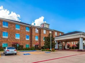 Best Western Plus Waxahachie Inn & Suites