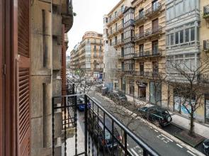 Apple by People Rentals