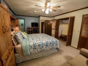 Canyon Colors Bed  Breakfast