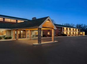 AmericInn by Wyndham Detroit Lakes