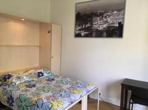 Coquet studio Porte d'Auteuil - très proche de Roland Garros - durée minimum 7 nuits - parking facile à proximité