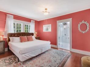 Roami at Mimosa Manor