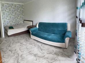 Apartments on Molodezhnaya street 22