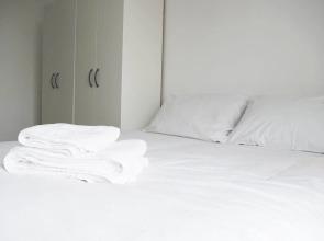 Modern 3BR Home 10 min to Canary Wharf, 6 Guests