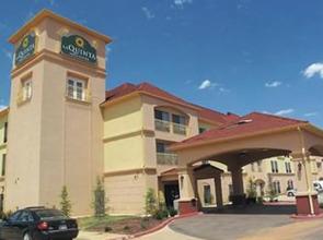 La Quinta Inn & Suites by Wyndham Woodward
