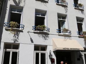 Hotel Moderna