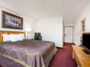 Super 8 by Wyndham Powell