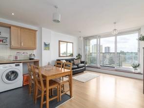 Wonderful 1BR Flat With Balcony - Hackney Downs