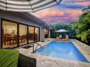 Relax in Luxury - 3 Bed 2 Bath Oasis With Pool