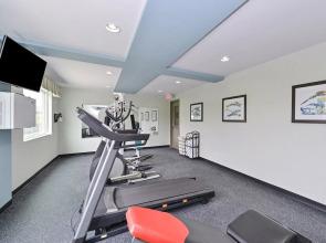 Super 8 Springfield South