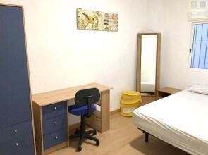 Apartment with 4 bedrooms in Cartagena with WiFi 4 km from the beach