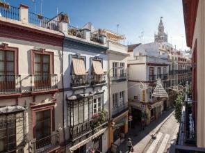 Puerta Catedral Holiday Suites