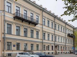 Spbstay on Marsovo Pole street