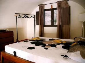 Center Street Apartment