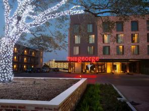 The George, by Valencia Hotel Collection